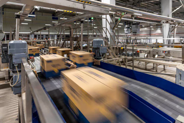 NMRV worm gearbox driving conveyor in Australian logistics distribution centre